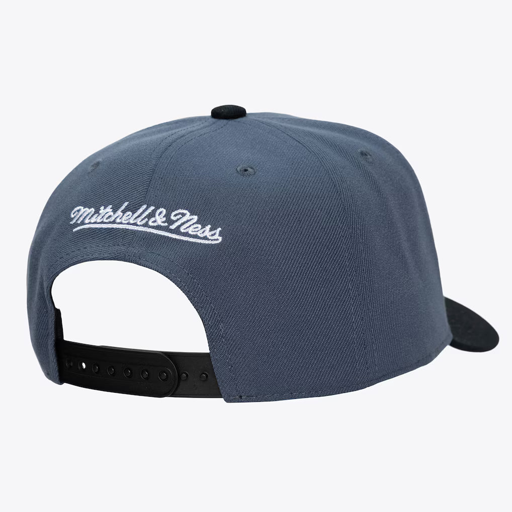 Vegas Golden Knights Gray/Black Legendary Home Pro Pinch Snapback Hat